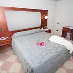 Costazzurra 4* 葛伦坦马勒