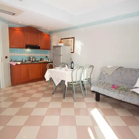 Costazzurra Szálloda Grottammare