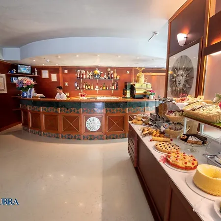 Costazzurra 葛伦坦马勒