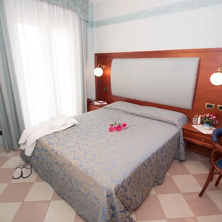 Hotel Costazzurra 4*