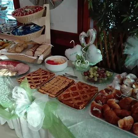 Costazzurra 4* 葛伦坦马勒