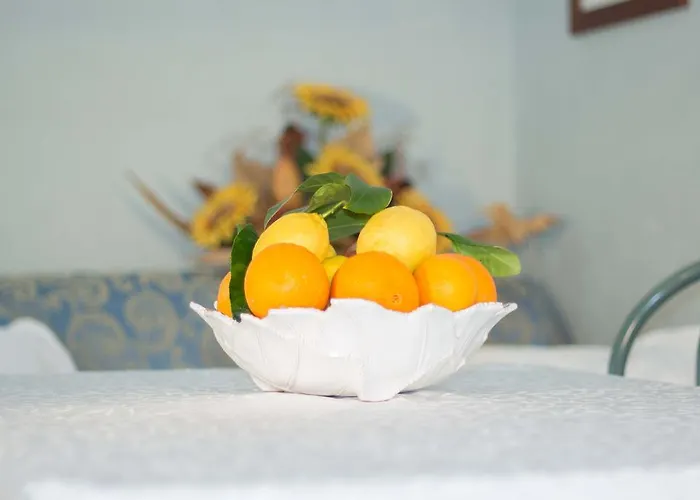 Costazzurra فندق غْروتّامّاري